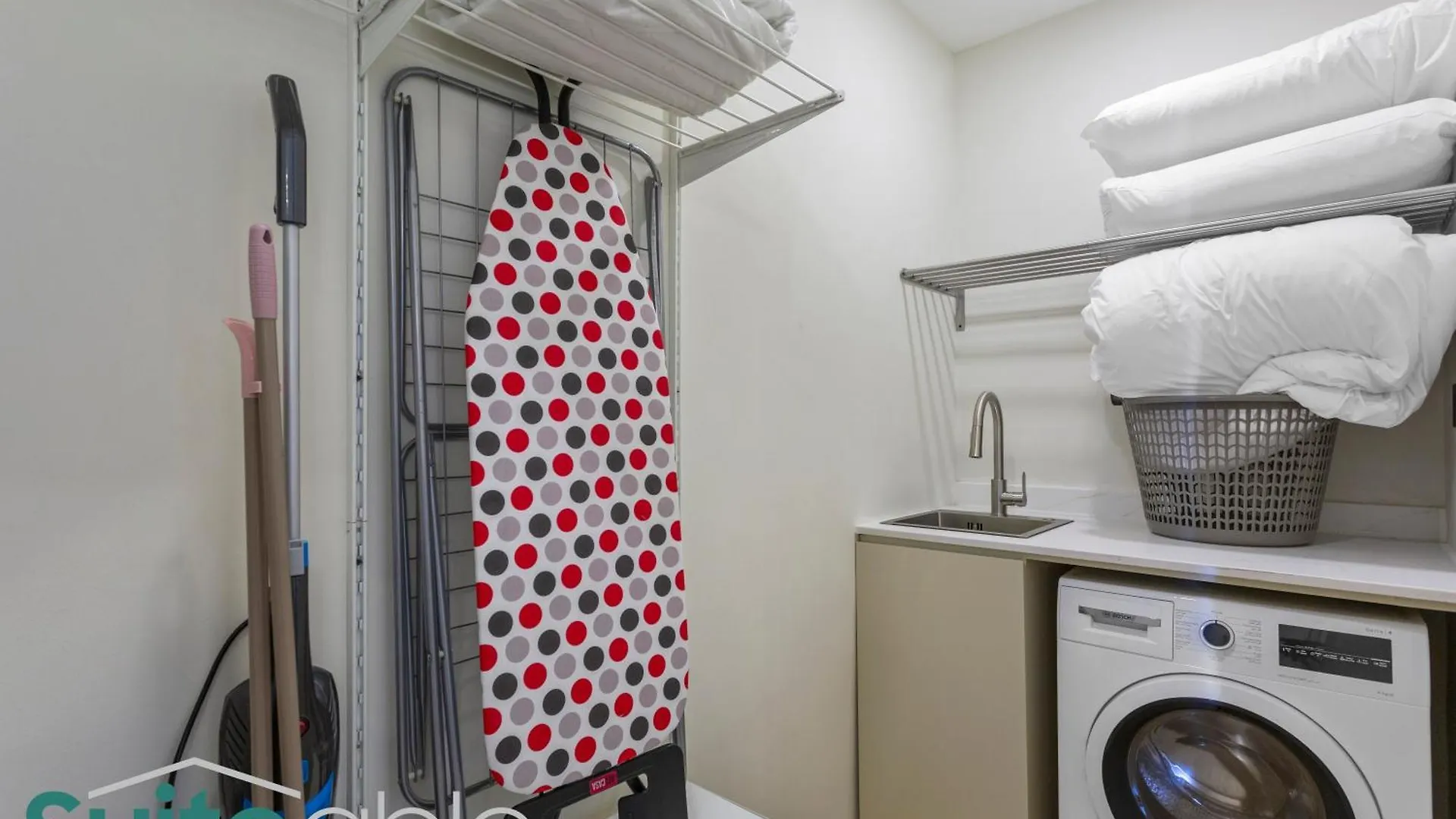 Apartment Stylish 1 Bedroom Near Metro Station In Jlt Dubai